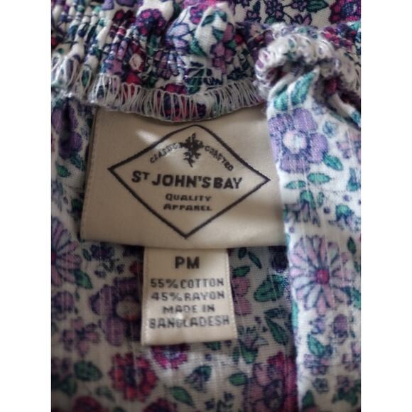 St Johns Bay Shirt Ladies Medium Petite‎ Purple Pixie Floral Peasant - Picture 5 of 6